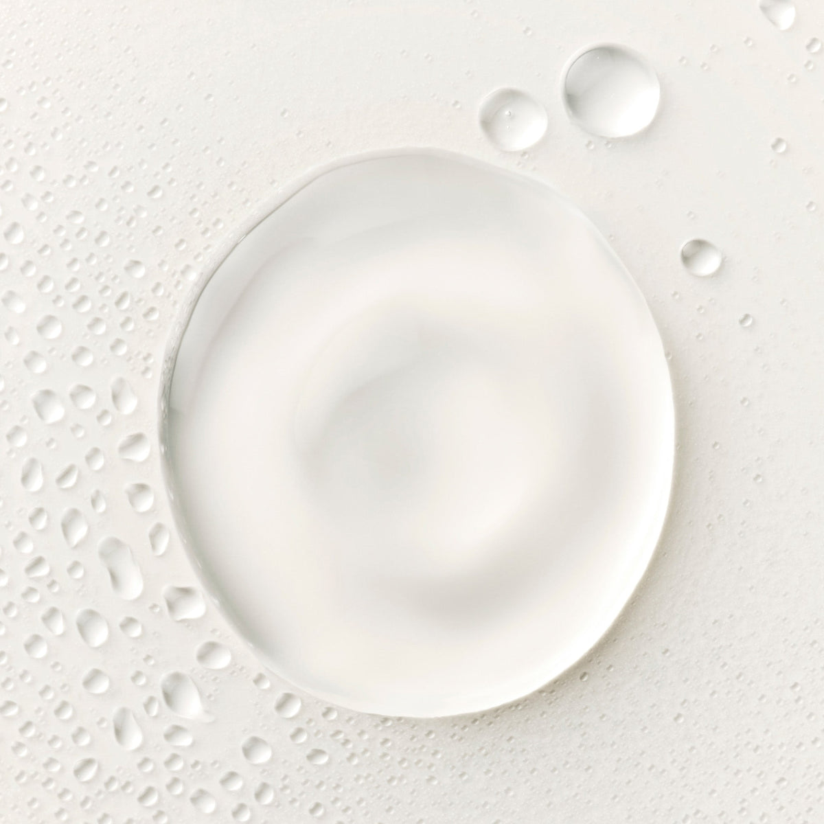 jet-lagtm-skin-soothing-hydration-mist-s7 PDP-JL-Mist-Supplemental-Goop_2025.jpg